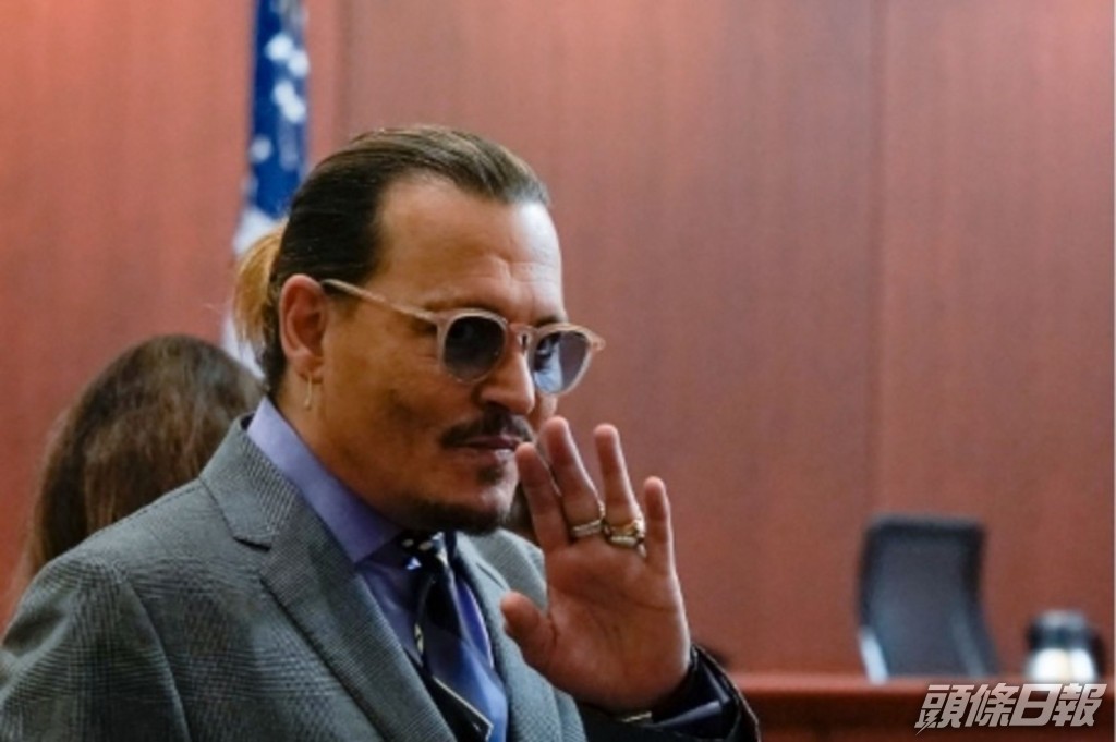 尊尼特普因涉家暴被飛出《魔盜王》系列。